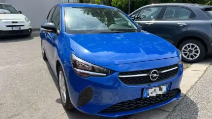 Usata Opel Corsa Edition 75 CV (55 kW) 2023 Blu metallizzato Utilitaria