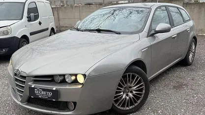 Usata Alfa Romeo 159 Progression 150 CV (110 kW) 2008 Grigio Berlina