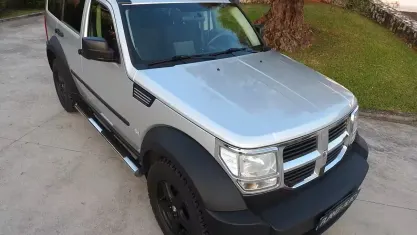 Usata Dodge Nitro 177 CV (130 kW) 2009 Grigio SUV
