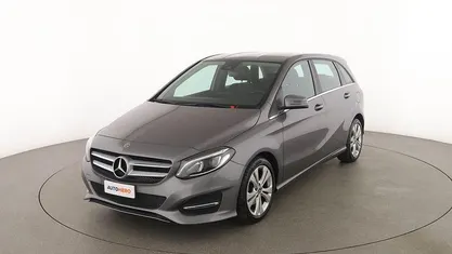 Usata Mercedes B160 AMG 102 CV (75 kW) 2018 Grigio Monovolume