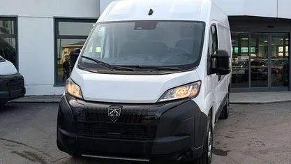 Usata Peugeot Boxer 140 CV (102 kW) 2025 Furgone