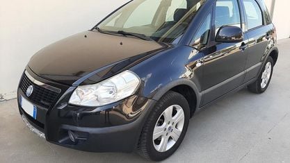Usata Fiat Sedici Dynamic 120 CV (88 kW) 2008 Nero SUV