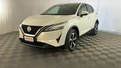 Bianco Usata 2021 Nissan Qashqai N-Connecta SUV | 21.799 € (Buon prezzo)
