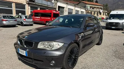 Usata BMW 120 163 CV (119 kW) 2005 Grigio Utilitaria