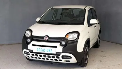 Usata Fiat Panda Cross Cross 70 CV (51 kW) 2023 Bianco Utilitaria