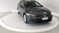 Grigio scuro Nuova 2024 VW Golf VIII Life Station wagon | 32.900 € (Buon prezzo)