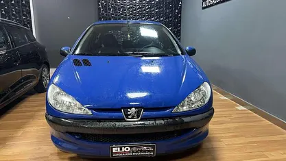 Other Usata 2009 Peugeot 206 Tre volumi | 2999 € (Buon prezzo)