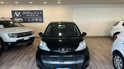 Usata Peugeot 107 68 CV (50 kW) 2010 Nero Utilitaria