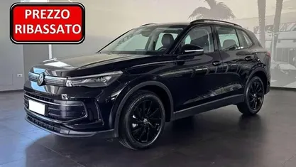 Nero Usata 2024 VW Tiguan Life SUV | 34.300 € (Buon prezzo)