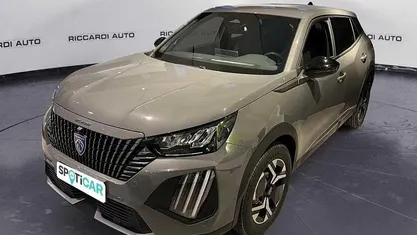Usata Peugeot 2008 Allure 101 CV (74 kW) 2026 SUV