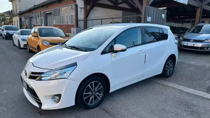 Usata Toyota Verso Style 111 CV (81 kW) 2014 Bianco Monovolume