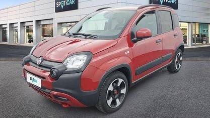 Usata Fiat Panda Cross Cross 69 CV (50 kW) 2024 Rosso Utilitaria