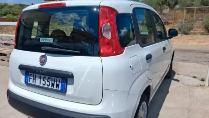 Usata Fiat Panda Lounge 95 CV (69 kW) 2017 Bianco Utilitaria