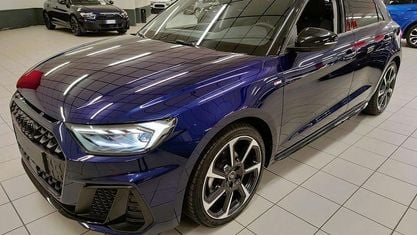 Usado Audi A1 Sportback S-Line 116 HP (85 kW) 2025 Azul Citadino