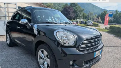 Usata Mini One Countryman 98 CV (72 kW) 2014 Nero SUV