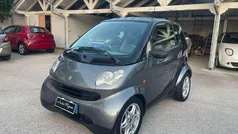 Usata 2004 Smart ForTwo Coupé Pulse Due volumi | 2700 € (Buon prezzo)