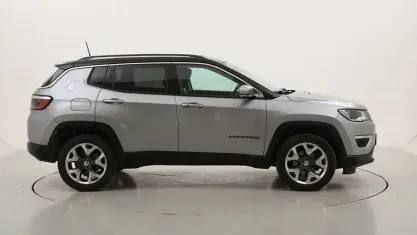 Używany Jeep Compass Limited 140 KM (102 kW) 2018 SUV