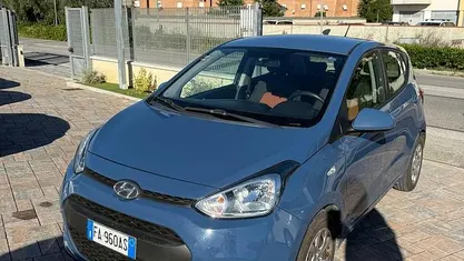Usata 2015 Hyundai i10 Due volumi | 5450 € (Buon prezzo)