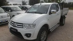 Bianco Usata 2015 Mitsubishi L200 Pick-up | 12.800 € (Buon prezzo)