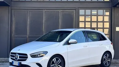 Usata Mercedes B180 116 CV (85 kW) 2020 Bianco Monovolume