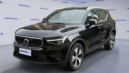 Usata Volvo XC40 Core 211 CV (155 kW) 2022 Nero SUV