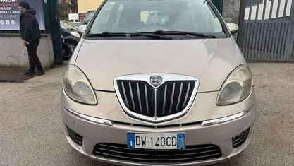 Usata Lancia Musa 95 CV (69 kW) 2009 Monovolume