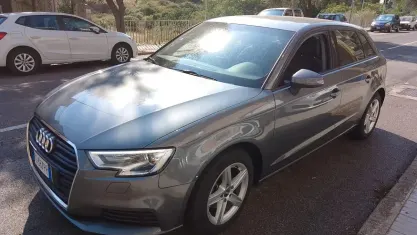 Usata Audi A3 Business 116 CV (85 kW) 2018 Grigio Berlina