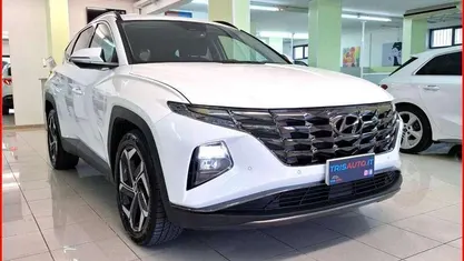 Bianco Usata 2021 Hyundai Tucson SUV | 17.500 € (Ottimo prezzo)