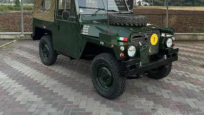 Usata Land Rover Defender 68 CV (50 kW) 1983 SUV