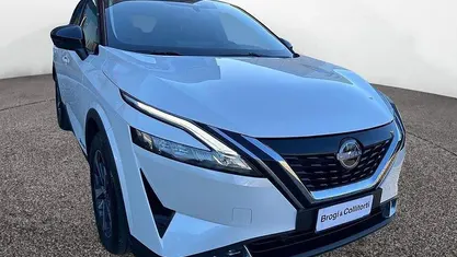Usata Nissan Qashqai N-Connecta 190 CV (139 kW) 2022 Bianco SUV