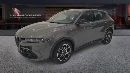 Usata 2024 Alfa Romeo Tonale Sprint SUV | 29.450 € (Buon prezzo)