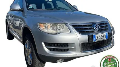 Usata VW Touareg R 174 CV (127 kW) 2006 Grigio SUV