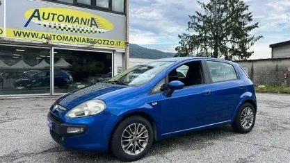 Usata Fiat Punto Evo Dynamic 69 CV (50 kW) 2011 Bluazzurro Utilitaria