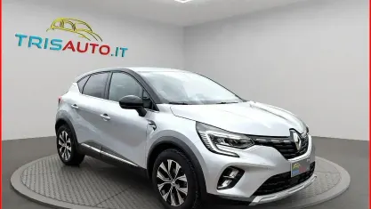 Usata Renault Captur Techno 91 CV (66 kW) 2023 Argento SUV