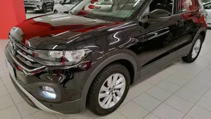 Usata VW T-Cross Life 116 CV (85 kW) 2023 Nero SUV