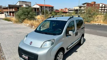Usata Fiat Qubo Trekking 95 CV (69 kW) 2013 Grigio Monovolume