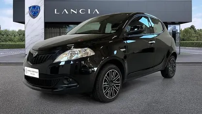 Usata 2024 Lancia Ypsilon Due volumi | 12.950 € (Buon prezzo)
