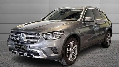 Usata Mercedes GLC220 194 CV (142 kW) 2021 Grigio selenite SUV