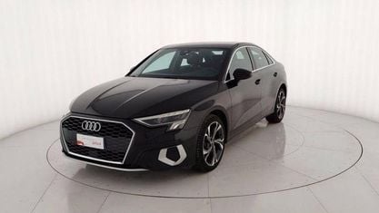 Käytetty Audi A3 Advanced 116 HP (85 kW) 2023 Musta Sedan