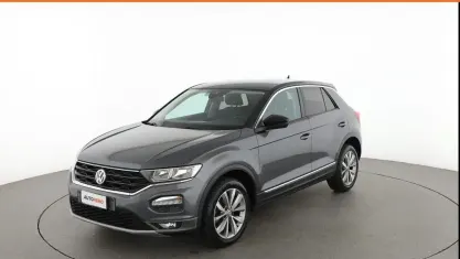 Usata VW T-Roc Style 116 CV (85 kW) 2018 Grigio SUV