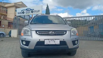 Usata Kia Sportage Active 150 CV (110 kW) 2010 Grigio SUV
