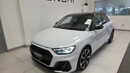 Usata Audi A1 Ambiente 116 CV (85 kW) 2025 Bianco SUV