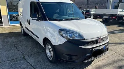 Usata Fiat Doblò Business 105 CV (77 kW) 2021 Monovolume