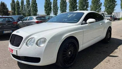 Usata Bentley Continental GT 560 CV (411 kW) 2008 Bianco Coupé