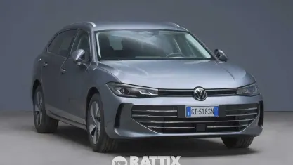 Begagnad VW Passat Business 150 HK (110 kW) 2024 Grå Kombi