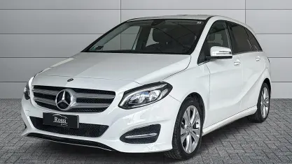 Usata Mercedes B180 109 CV (80 kW) 2015 Monovolume