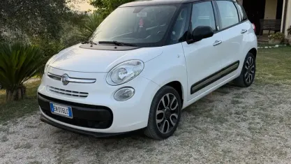 Usata Fiat 500L Lounge 85 CV (62 kW) 2013 Bianco Monovolume