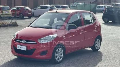 Usata Hyundai i10 Classic 69 CV (50 kW) 2011 Rosso Utilitaria