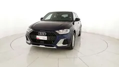 Blu navarra metallizzato Nuova 2024 Audi A1 Comfort Due volumi | 28.900 € (Buon prezzo)