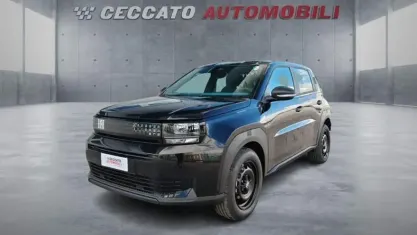 Nuova Fiat Grande Panda Pop 100 CV (73 kW) 2026 Nero Utilitaria